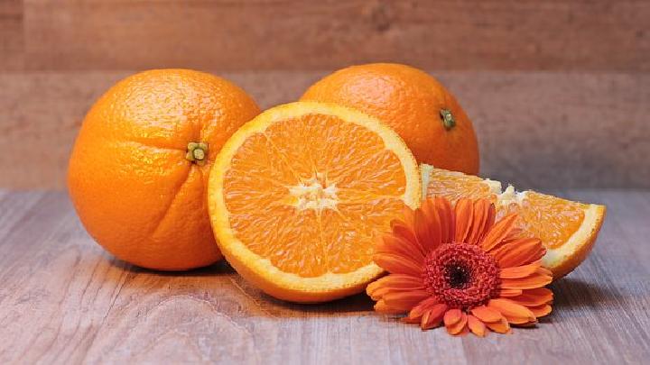 Gejala kekurangan vitamin C yang tampak pada kulit